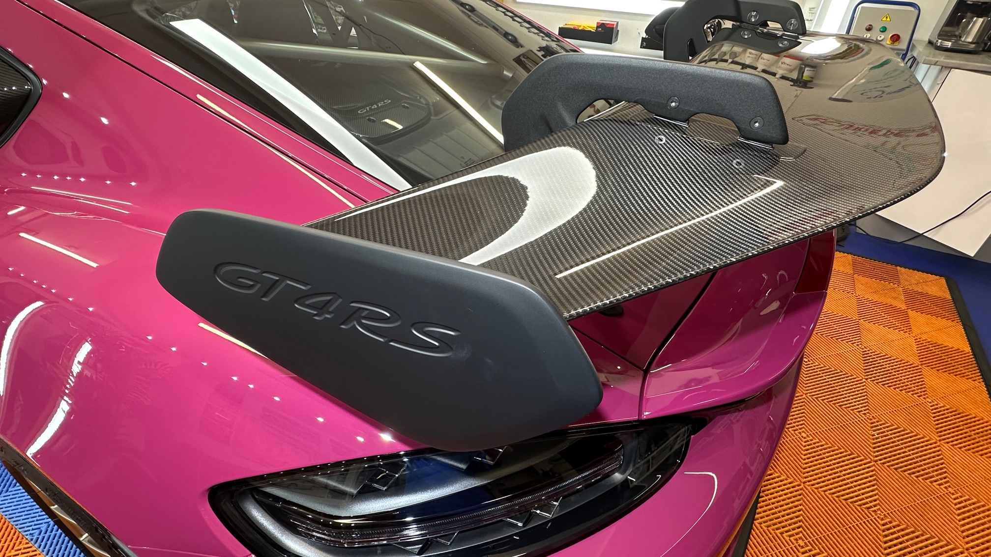 Porsche GT4RS